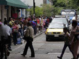 Las zonas con velocidad limitada, según expertos,agilizarán la circulación y reducirán los accidentes. ARCHIVO /