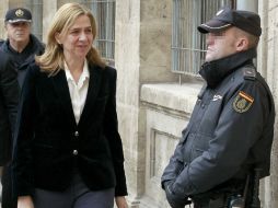La infanta Cristina, a su llegada a los juzgados de Palma, donde está citada para declarar como imputada en el caso Nóos. EFE /