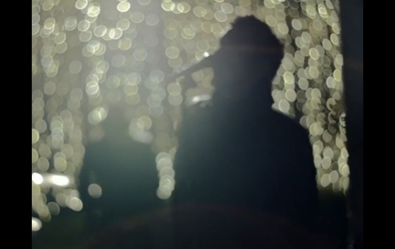 El tema 'Humanos como tú', se desprende del más reciente álbum 'División'. ESPECIAL /