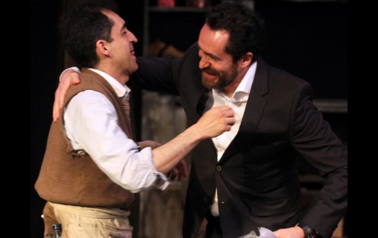 Demian considera que Bonilla y Bruno son histriones incansables, 'dos de los actores más trabajadores de México están en esta obra'. NTX /