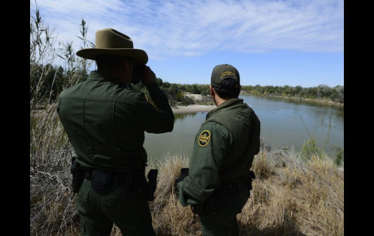 Planean tomar medidas para evitar el tipo de abusos que han tenido lugar y siguen teniendo lugar a lo largo de la frontera. ARCHIVO /