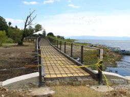 La Conagua clausuró el malecón porque se construía dentro del espacio que corresponde al lago. ARCHIVO /