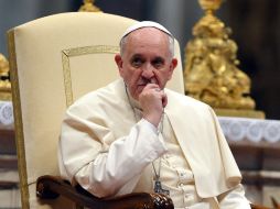 El Papa Francisco precisa que la eucaristía ''no es un buen acto social'' ni una ''reunión de creyentes para rezar juntos''. ARCHIVO /