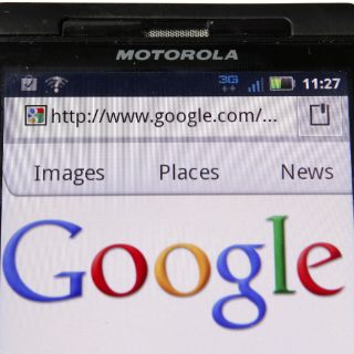 Google no se comprometió con Motorola: Apple