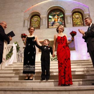 Parejas gay podrán adoptar hijos en Coahuila