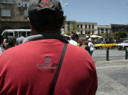 Los locatarios del comercio formal denuncian corrupción en inspectores tapatíos, evitan dar nombres. ARCHIVO /