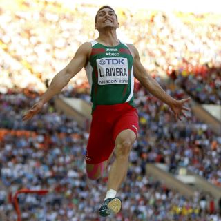 Luis Rivera viaja a Europa para temporada bajo techo