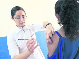 Prevención. La mejor manera de protejerse contra el virus de la influenza es aplicarse la vacuna.  /