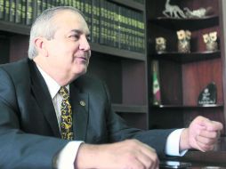 Punto de vista. Juan Carlos Vázquez considera que el jugador mexicano es 'muy ‘chiqueado', muy llorón, muy cómodo'.  /