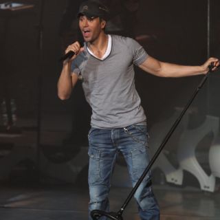 Enrique Iglesias arranca en Puerto Rico su nueva gira