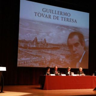 Crean premio en honor a Guillermo Tovar de Teresa