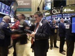 El Dow Jones avanzó 126.86 puntos hasta 16 mil 154.45 unidades. ARCHIVO /