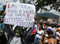 Las protestas contra el gobierno de Nicolás Maduro han dejado tres muertos y decenas de heridos. AP /