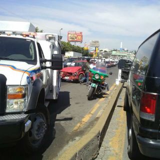 Accidente en carretera a Chapala deja cinco lesionados