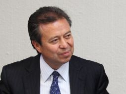 Camacho Quiroz, dirigente nacional del PRI, aseguró mantener contacto con los presidentes nacionales del PAN, PRD y otros funcionarios. ARCHIVO /