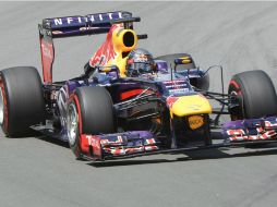 El año pasado, el campeón Sebastian Vettel fue multado por hacer esto. ARCHIVO /