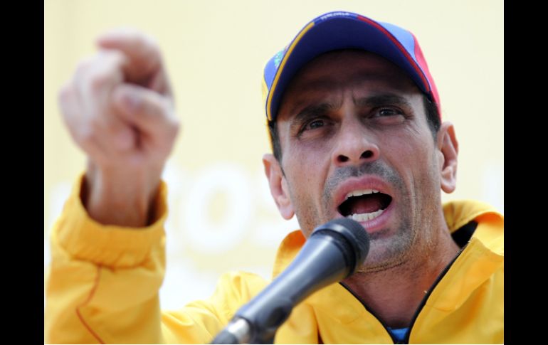 Capriles, respalda la lucha de los estudiantes, que se han mantenido movilizados, exigiendo la liberación de sus compañeros. AFP /