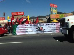 Maestros externan su rechazo a la Reforma Educativo en contexto de la Cumbre de Líderes de América del Norte. TOMADA DE @GlatzerO  /