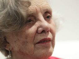 La escritora Elena Poniatowska, recuerda a quien fuera su esposo y padre de sus hijos. ARCHIVO /