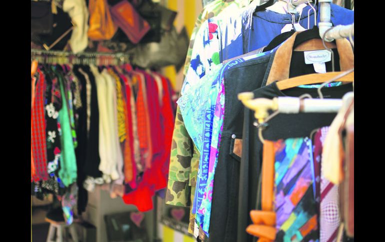 La industria textilera local debe enfrentar la competencia mundial e innovar para lograr sobrevivir.  /