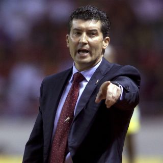 'Chepo' de la Torre iría a Rayados