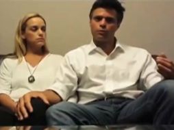 En video, en el que López aparece al lado de su esposa, se encuentra disponible en YouTube. ESPECIAL /