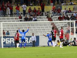 Roberto Alvarado, del equipo cajetero, fue el autor del único gol del partido.  /