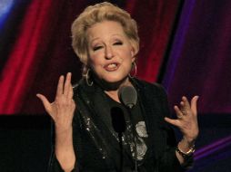 Bette Midler ha grabado 13 álbumes y ha vendido más de 30 millones de copias en su carrera. ARCHIVO /