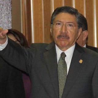 Renuncia procurador de Veracruz; nombran a encargado