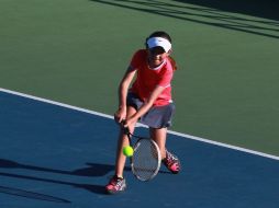 Alrededor de 150 mil dólares al año se necesitan para que un tenista esté en formación en la academia de la Universidad de Florida. ARCHIVO /