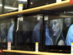 La SCT adjudicó el abasto de 120 mil televisores digitales por un monto superior a los 277 millones 77 mil 600 pesos. ARCHIVO /