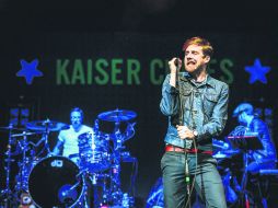 Al grito de ''Somos Kaiser Chiefs'', así, en español, un enérgico Ricky Wilson presentó al quinteto de Leeds.  /
