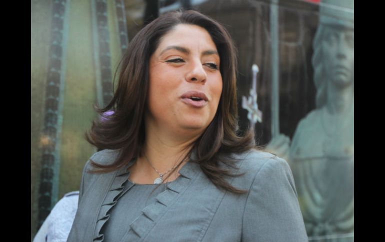 Elisa Ayón está presuntamente involucrada en actos de corrupción a través de la Dirección de Panteones y del comercio ambulante. ARCHIVO /