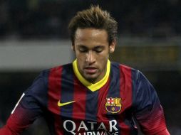 Sospechan que en ciertas transacciones ligadas al traspaso del astro brasileño, el club no cumplió con sus obligaciones. EFE /