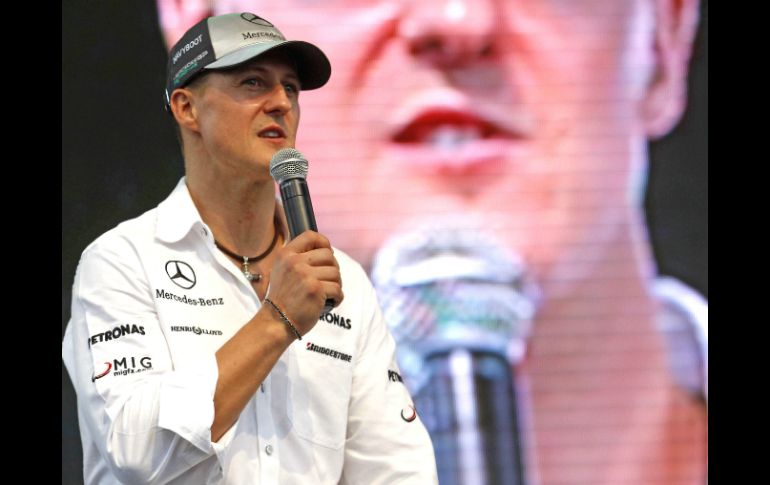 Michael Schumacher se encuentra en coma inducido desde hace más de un mes por un accidente de esquí. ARCHIVO /