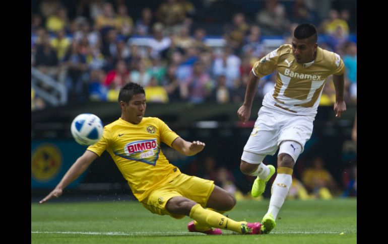 El ''Topo'' tuvo un mal partido en la liga y se cuestiona su llamado al combinado nacional. AP /