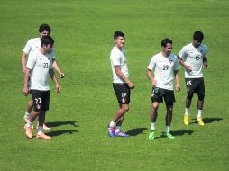 De buenas. Jahir Barraza (17) es el delantero titular del equipo rojinegro que enfrentar la Copa, donde tiene marcados 14 goles en 19 j  /