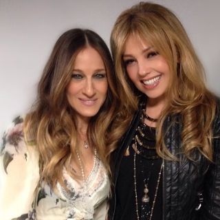 Thalía comparte consejos de moda con Sarah Jessica Parker