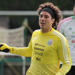 Guillermo Ochoa interesa al Olympique de Marsella