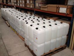 El gasto realizado por cada litro de desinfectante es de 25.9 pesos.  /