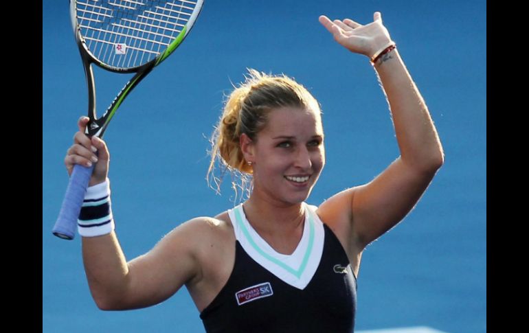 La favorita del abierto mexicano de tenis, Dominika Cibulkova vence en la primera ronda a la polaca Radwanska. NTX /
