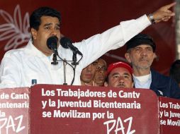 Nicolás Maduro ofrece un discurso ante miles de trabajadores de la Compañía Anónima de Teléfonos de Venezuela. AFP /