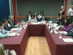 Piden los recursos para poder reducir la nómina. Sesión de la Comisión de Administración. ESPECIAL /