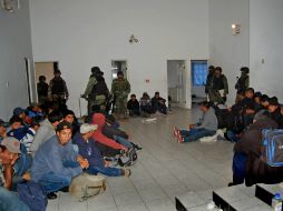 Los plagiados señalan que tenían varios días privadas de su libertad y eran sometidas a maltratos físicos y psicológicos. EFE /