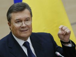 Sobre si Putin todavía le considera presidente legítimo de Ucrania, Yanukóvich, visiblemente incómodo, elude responder directamente. EFE /