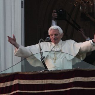 Benedicto XVI cumple primer aniversario del fin de su pontificado