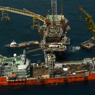 Pemex dice que colabora en indagación a Oceanografía