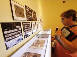 La exposición rescata el contexto social, económico, y político de la época a través de las fotografías encontradas en 2007. ARCHIVO /