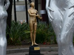 La estatuilla dorada lleva por nombre ‘El secreto mejor guardado de Hollywood’. Foto de www.plasticjesus.net ESPECIAL /