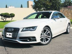 El Audi S7 no cambió mucho, algo que juega a su favor y mantiene esa línea deportiva irresistible para los amantes de estos modelos.  /